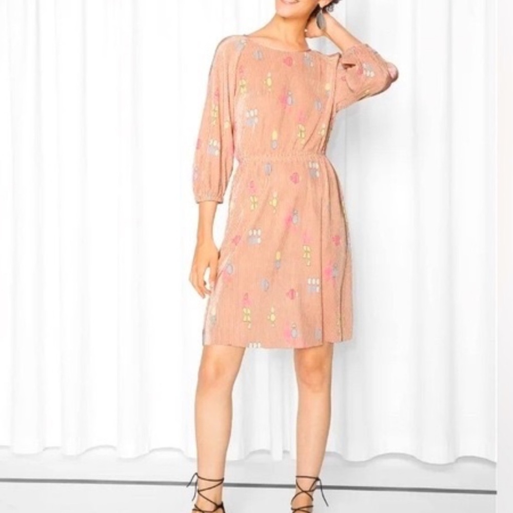 & Other Stories Pastel Paradise Accordion Dress size 6